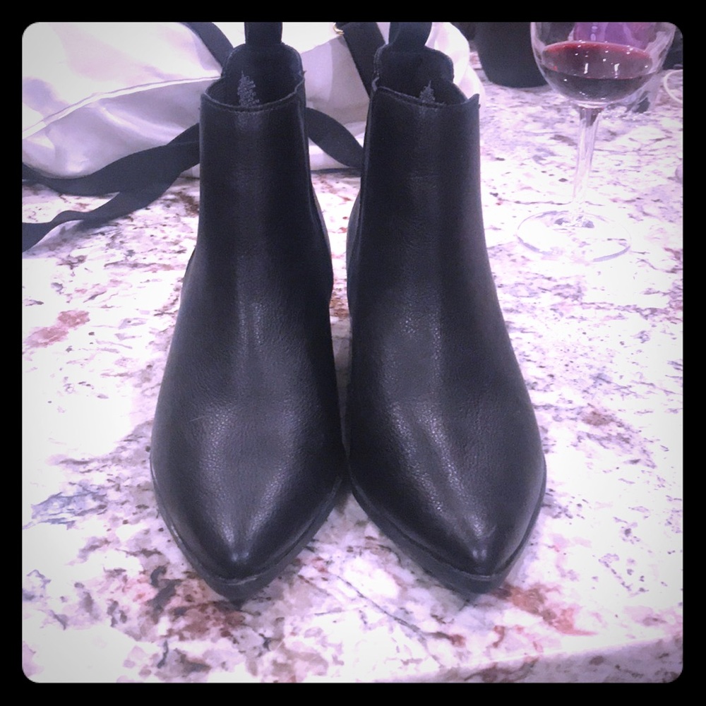 Shoes shoes shoes